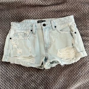 Abercrombie and Fitch Harper Low Rise Jean Shorts size 25